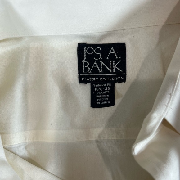 Jos. A. Bank Lot of 2 16.5-35 Tailored Fit No Wrinkle Dress Shirts Navy Yellow - Picture 6 of 8